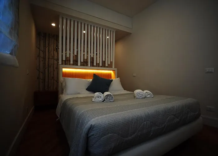 Appartement Peaceful 2 Bedrooms With Patio, Near Metro A Rome