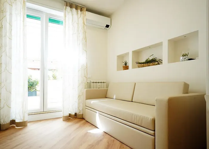 Peaceful 2 Bedrooms With Patio, Near Metro A Rome