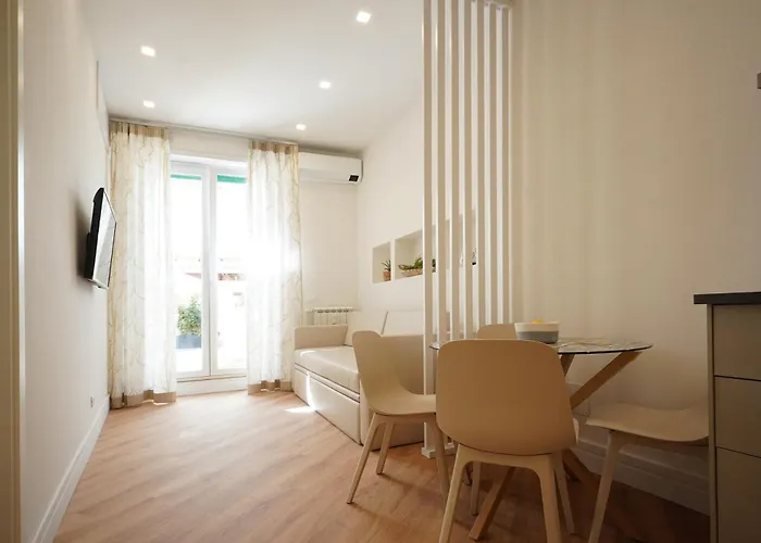 Peaceful 2 Bedrooms With Patio, Near Metro A Rome