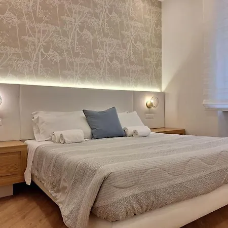 Peaceful 2 Bedrooms With Patio, Near Metro A Apartamento *