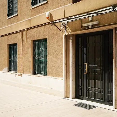Apartamento Peaceful 2 Bedrooms With Patio, Near Metro A