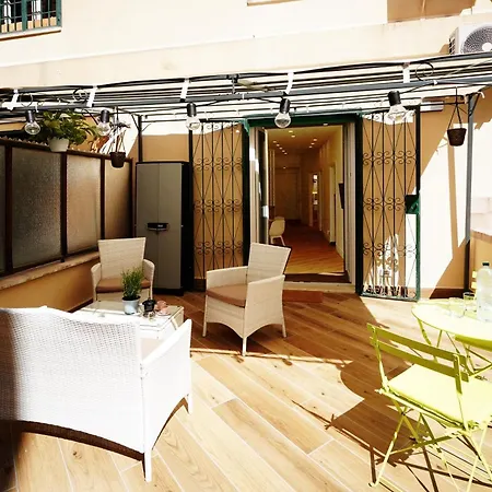 Peaceful 2 Bedrooms With Patio, Near Metro A Apartamento *